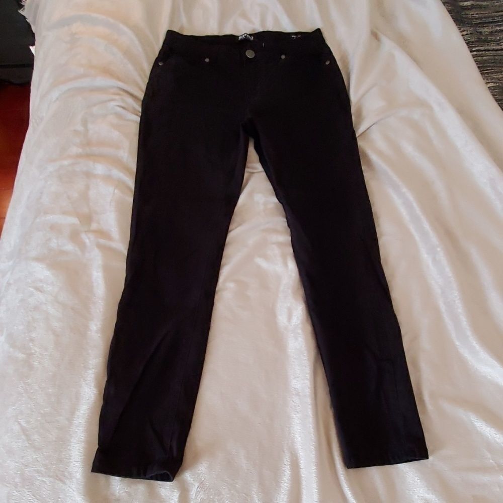 Black Buffalo skinny ankle pants